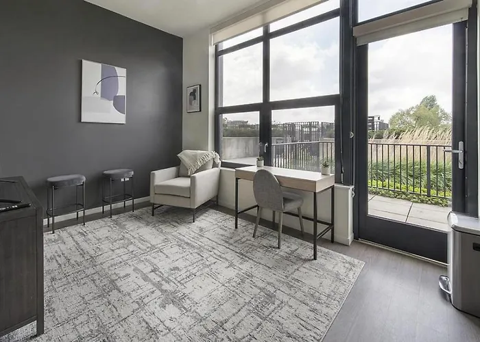 Landing Modern With Amazing Amenities Апартаменты Чикаго